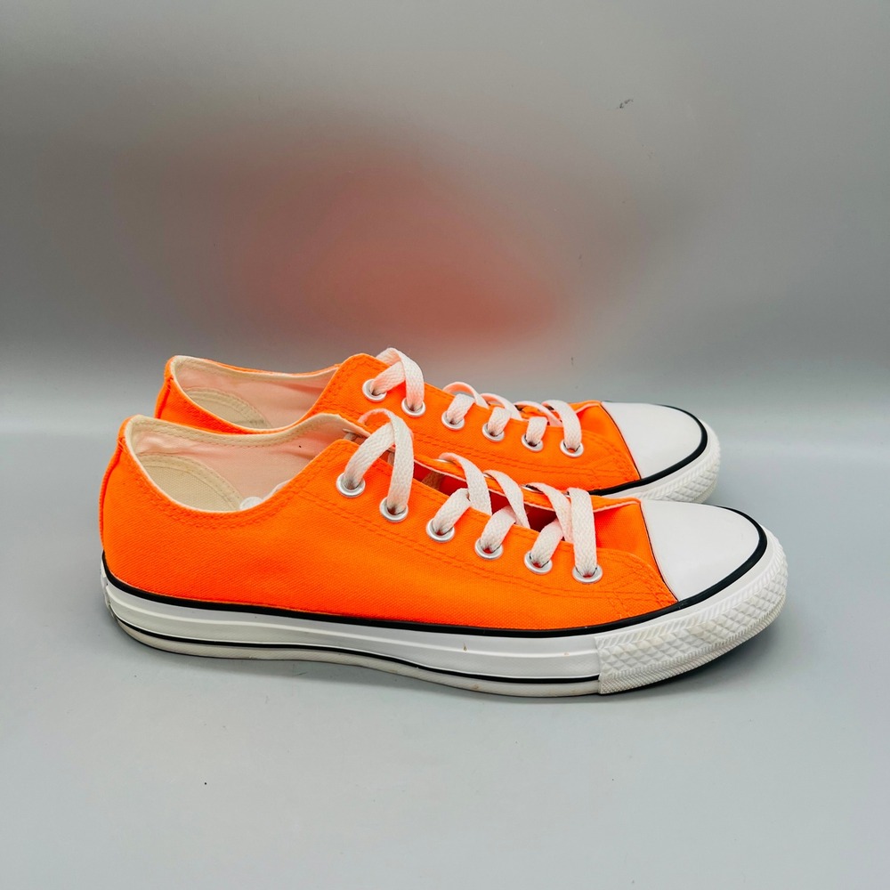 Converse Shoes Womens 7.5 Orange Canvas Chuck Taylor All Star Low Top Sneakers